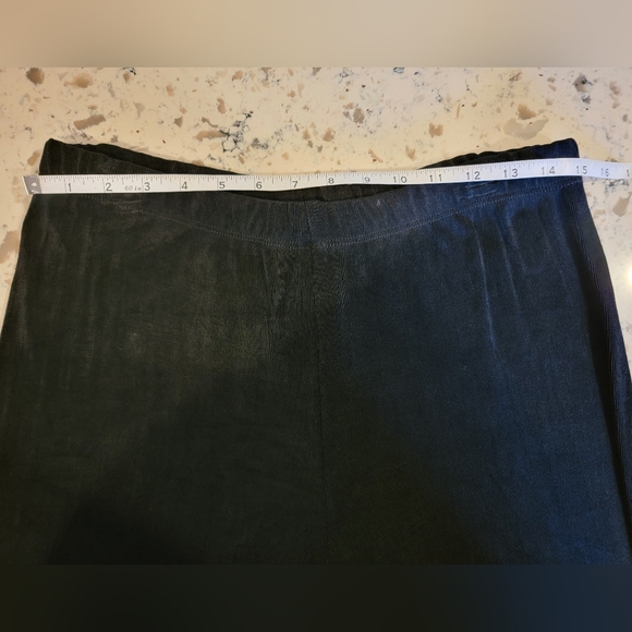 Calvin Klein Black Long-Sleeved Sequined Blouse and Pants Set‎ - Picture 11 of 14